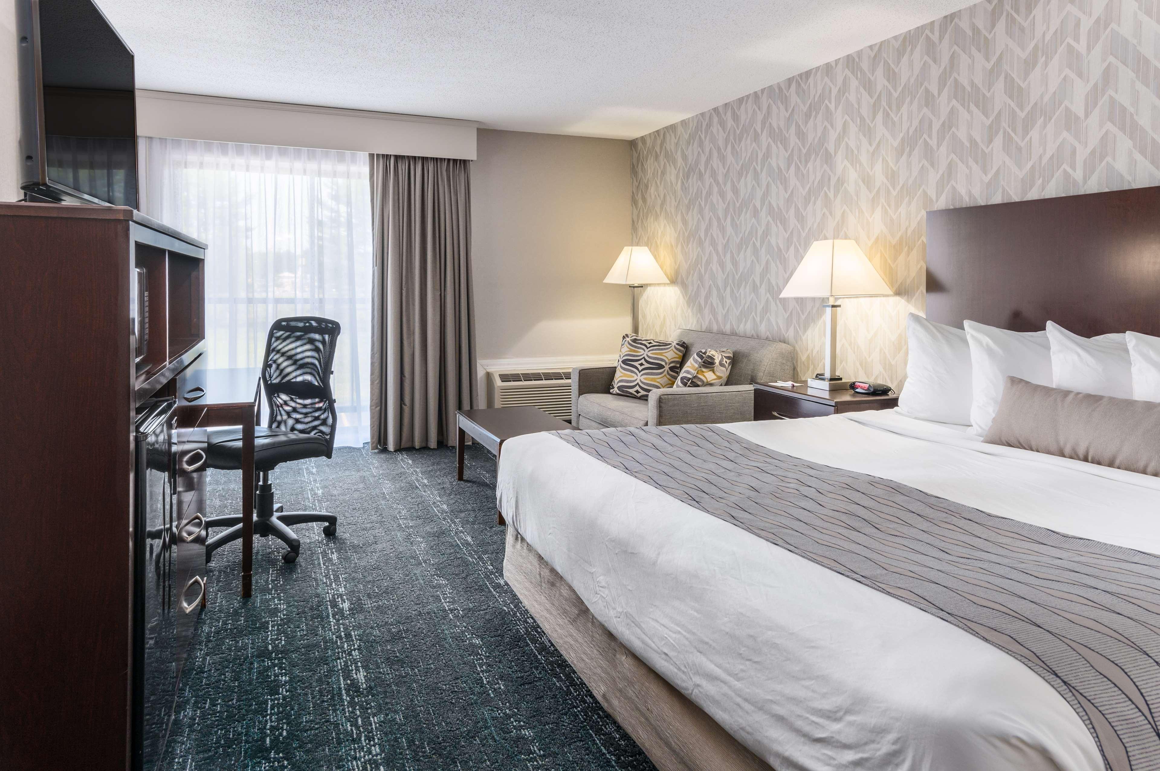 Best Western Plus Keene Hotel Extérieur photo