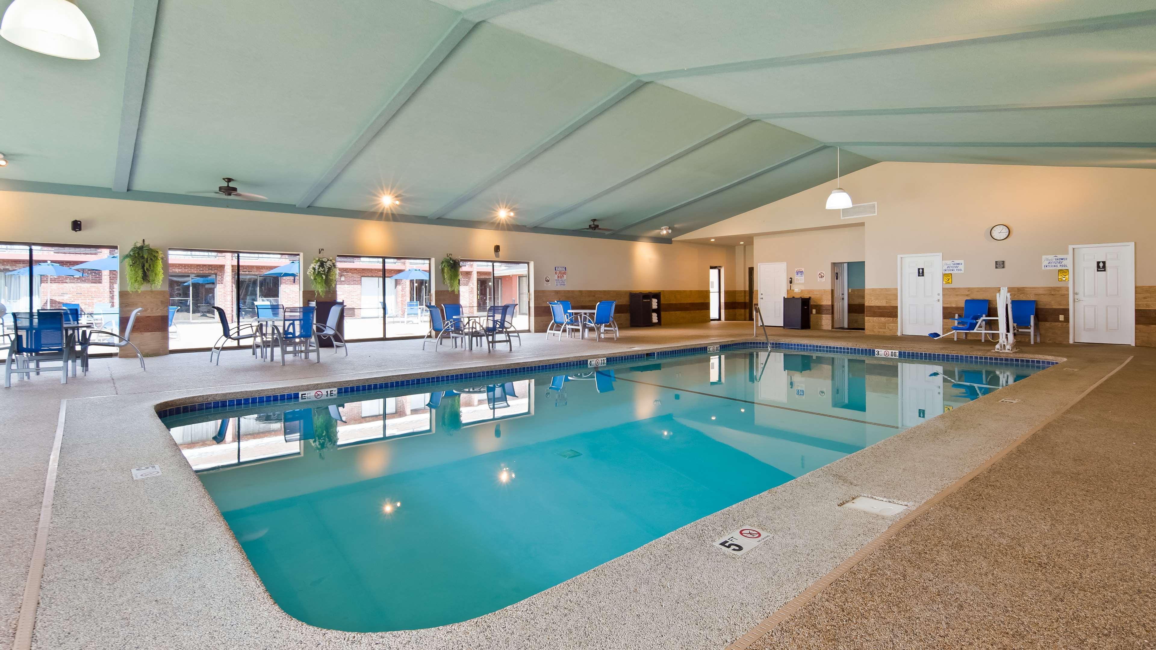 Best Western Plus Keene Hotel Extérieur photo
