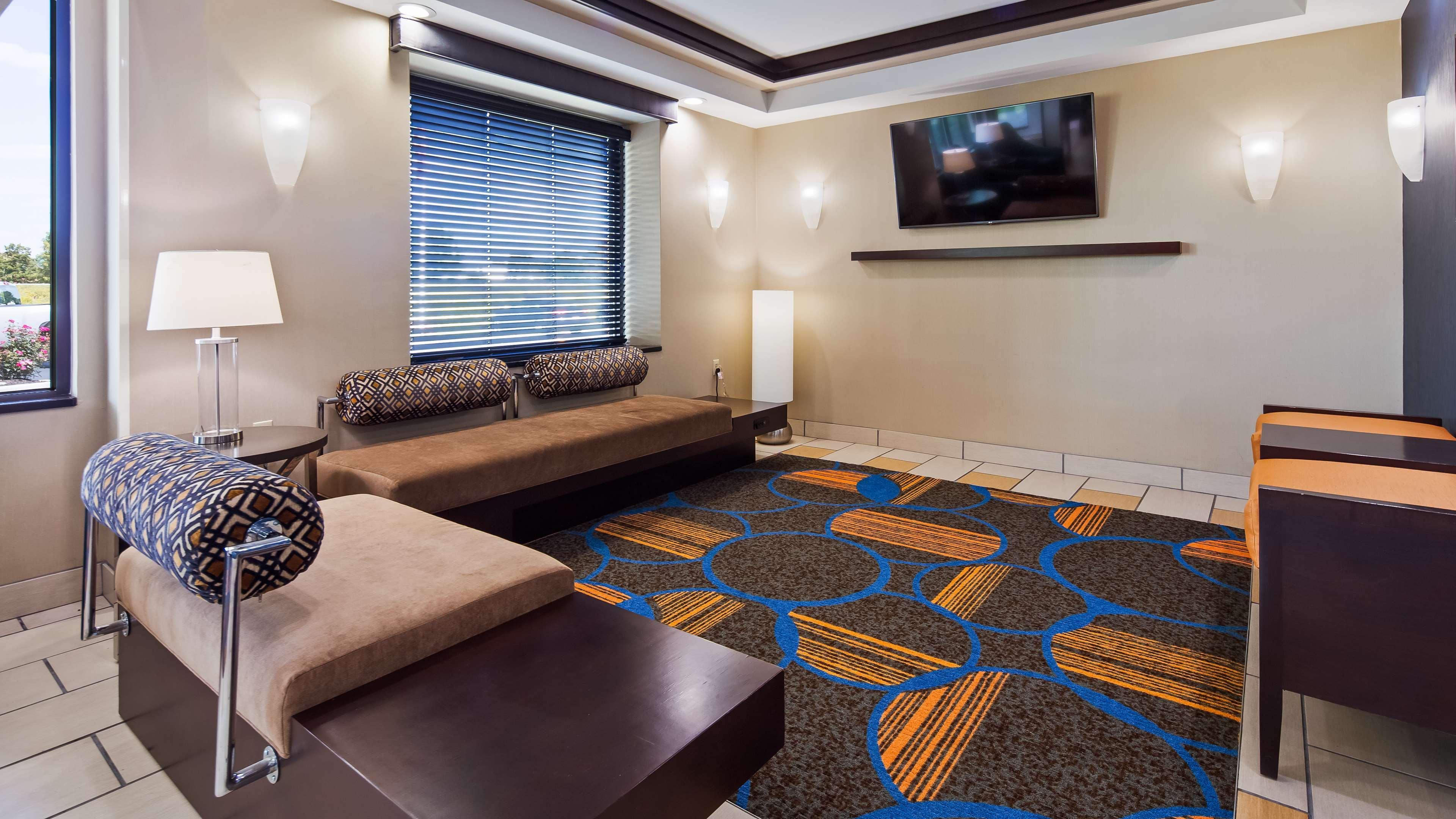 Best Western Plus Keene Hotel Extérieur photo