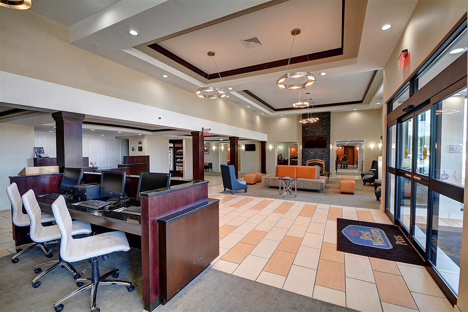 Best Western Plus Keene Hotel Extérieur photo