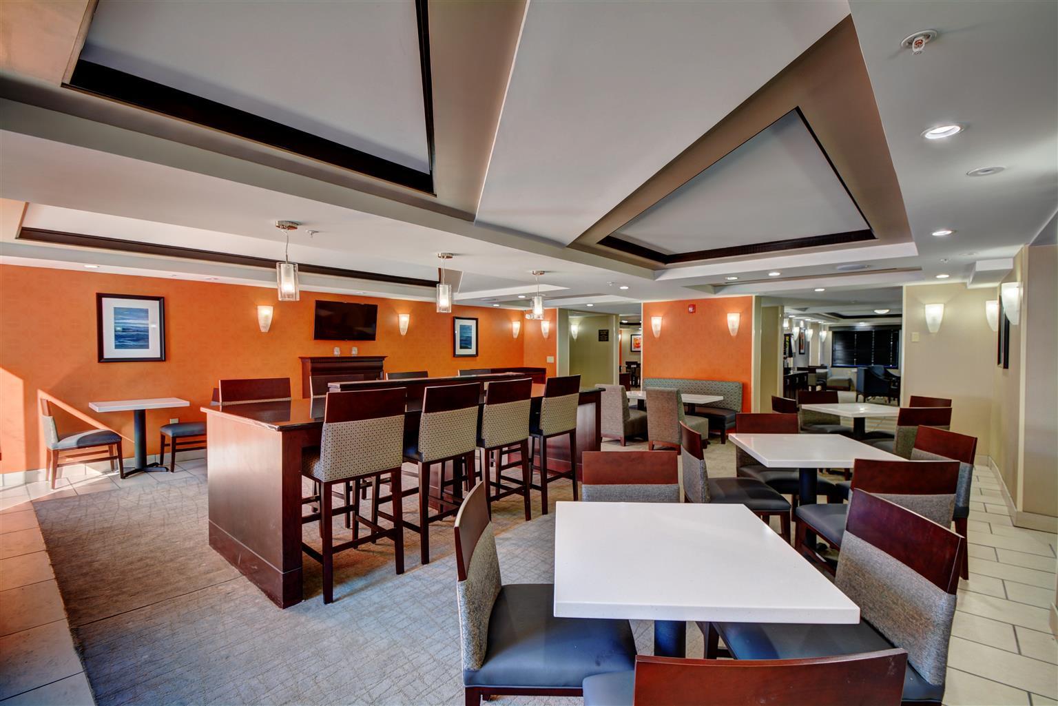Best Western Plus Keene Hotel Extérieur photo